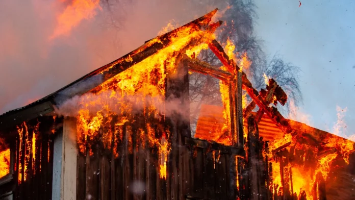 Современные технологии для предотвращения пожаров в деревянных строениях